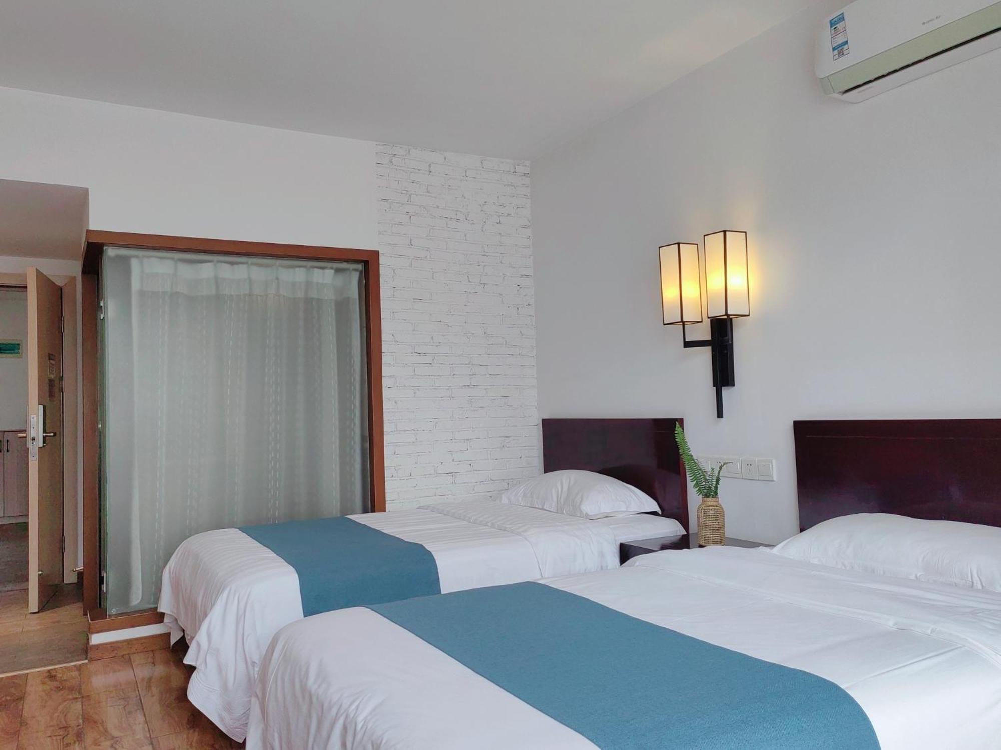 Serene Vale Inn Guilin-Free One Way Pick Up Service To High-Speed Railway Station For 2 Nights Exteriér fotografie