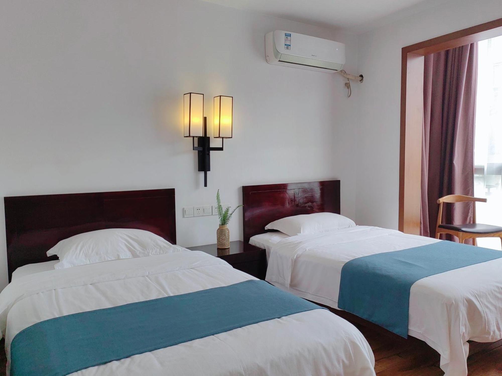 Serene Vale Inn Guilin-Free One Way Pick Up Service To High-Speed Railway Station For 2 Nights Exteriér fotografie