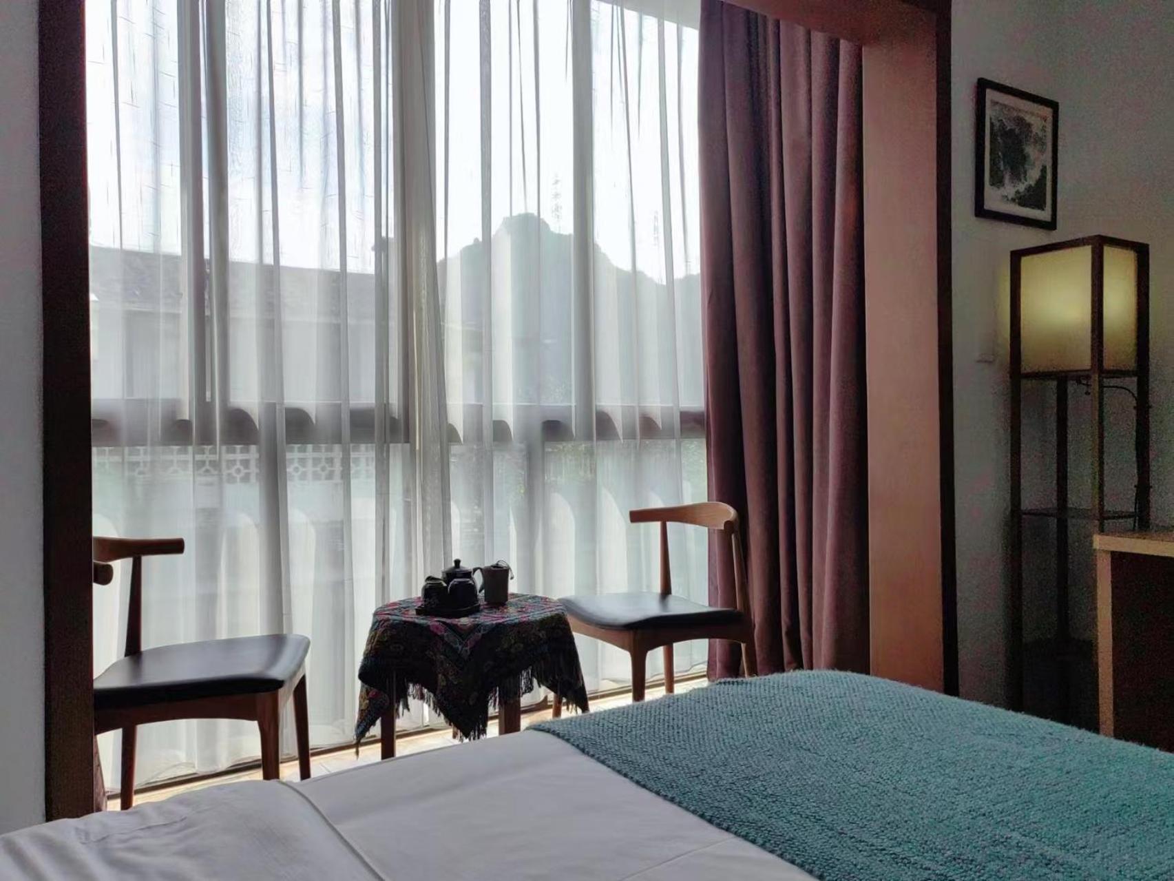 Serene Vale Inn Guilin-Free One Way Pick Up Service To High-Speed Railway Station For 2 Nights Exteriér fotografie